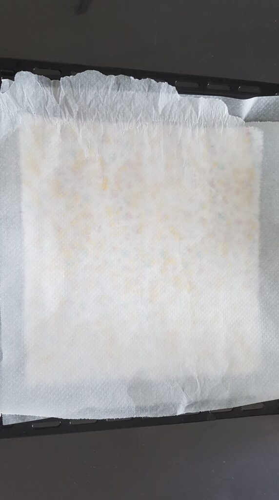 tissu recouvert de papier cuisson